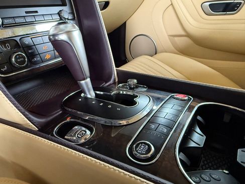 Used 2017 Bentley Continental GT AWD/4WD image 36