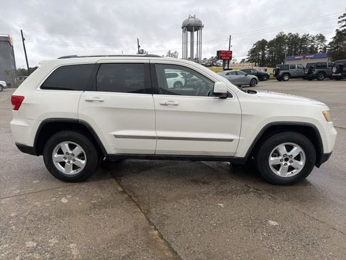 Used 2012 Jeep Grand Cherokee Laredo w/ Laredo E Group image 5