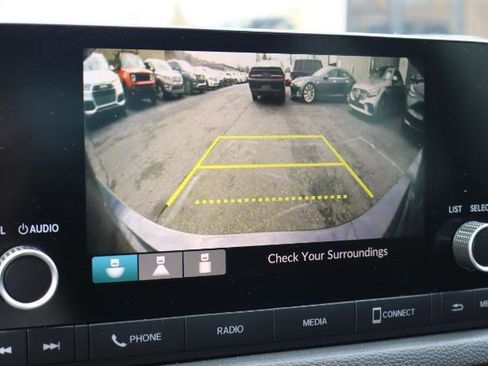 Used 2023 Honda Civic Sport image 15