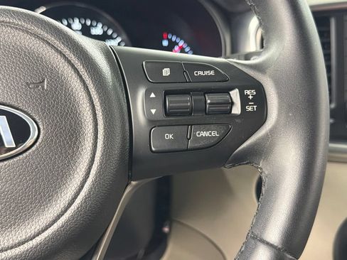 Used 2017 Kia Sorento EX w/ EX V6 Premium Package FWD image 28
