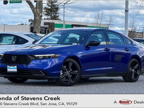 Used 2025 Honda Accord Sport image 1