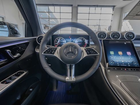 New 2026 Mercedes-Benz GLC 300 4MATIC image 9