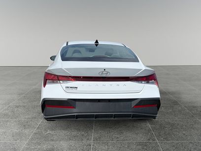 New 2025 Hyundai Elantra SE w/ Cargo Package