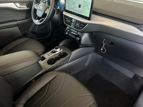 New 2025 Ford Escape Base w/ PHEV Premium Package image 15