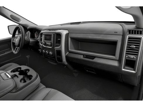 Used 2019 RAM 1500 Express w/ Express Value Package AWD/4WD image 10