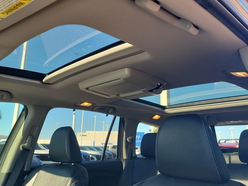 Used 2021 Honda Pilot Elite image 38