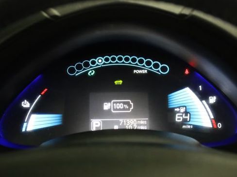 Used 2016 Nissan Leaf SV image 19