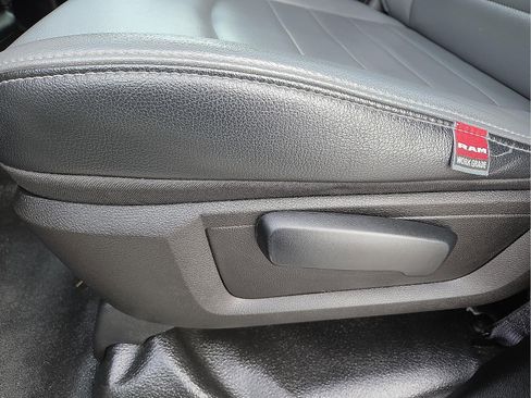 Used 2022 RAM 1500 Tradesman image 13