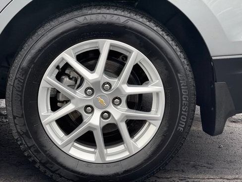 Used 2023 Chevrolet Equinox LT AWD/4WD image 12