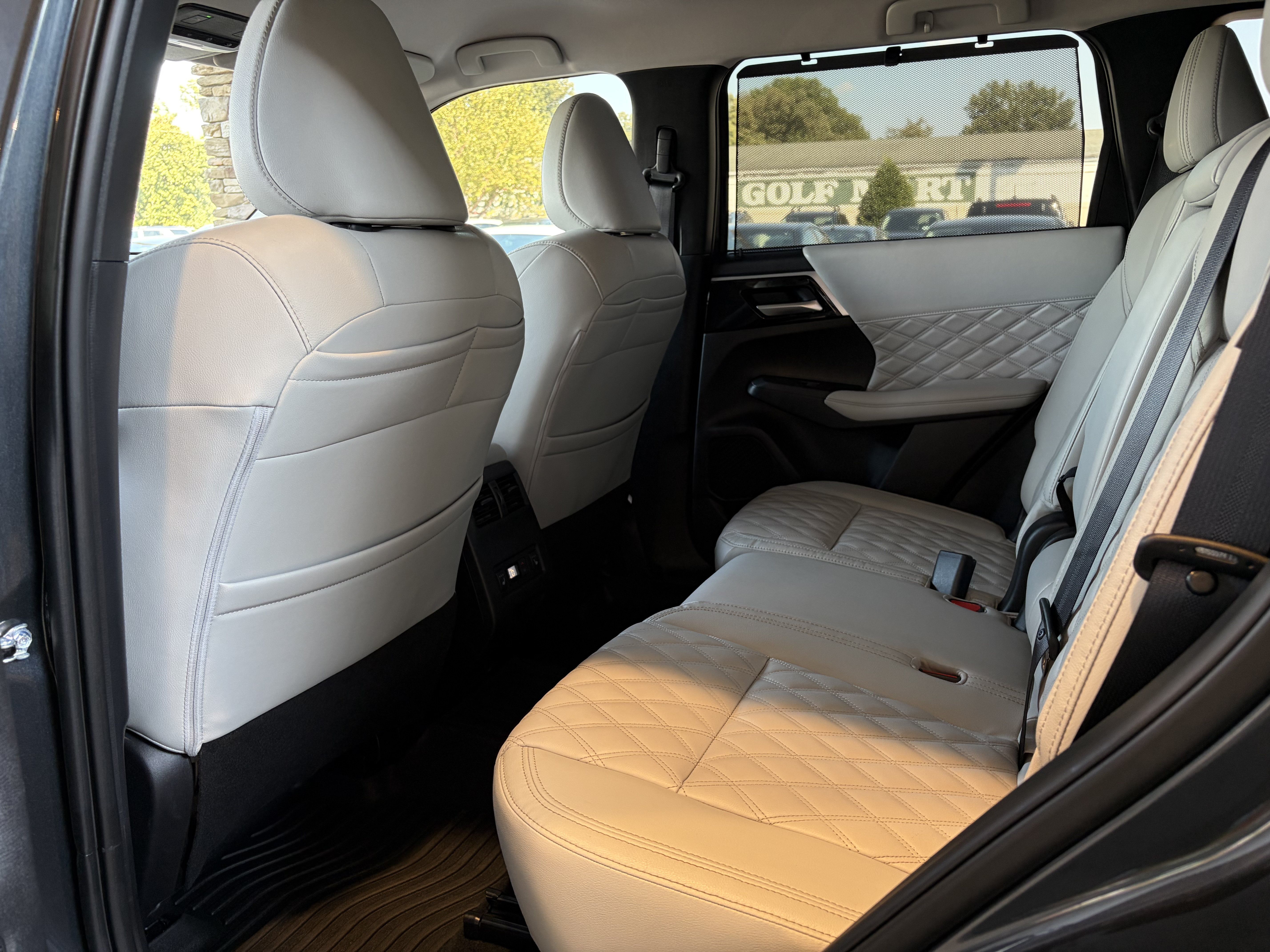 Used 2024 Mitsubishi Outlander SEL FWD image 24