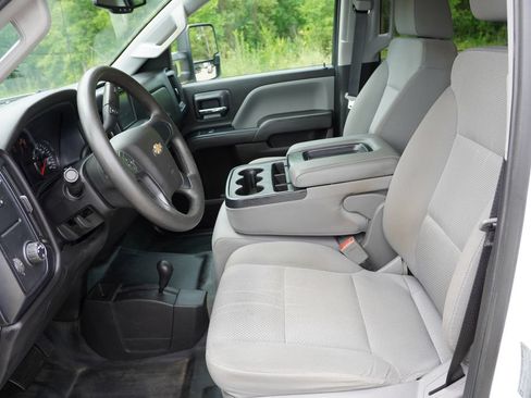 Certified 2017 Chevrolet Silverado 3500 W/T w/ WT Convenience Package AWD/4WD image 16