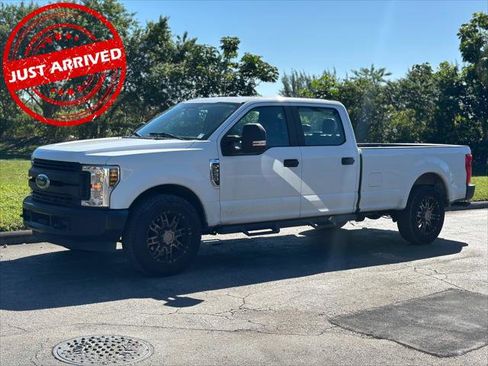 Used 2019 Ford F250 XL w/ Power Equipment Group image 1