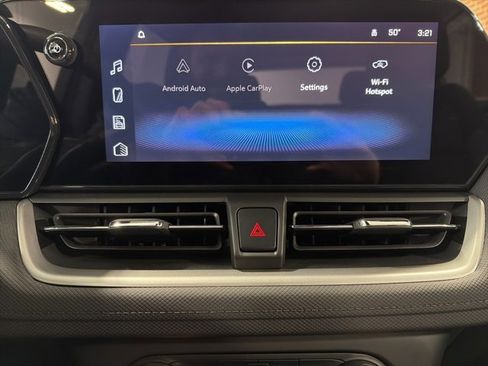 Used 2024 Chevrolet TrailBlazer LS image 19