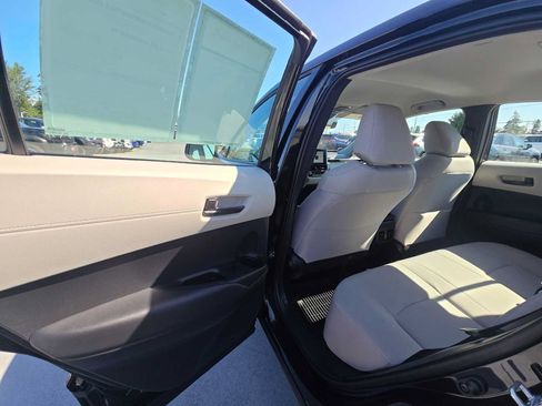 Used 2026 Toyota Corolla Cross L AWD/4WD image 15