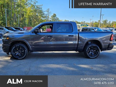 New 2026 RAM 1500 Big Horn AWD/4WD image 5