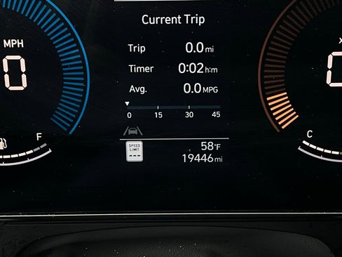 Used 2025 Hyundai Kona SEL image 40