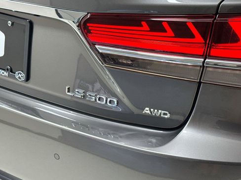 Used 2018 Lexus LS 500 AWD w/ Luxury Package image 40