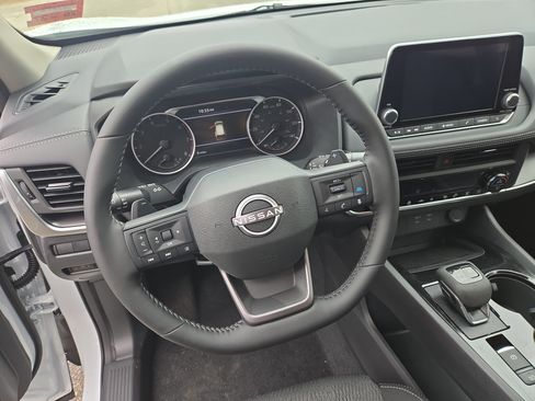 New 2026 Nissan Rogue SV image 20