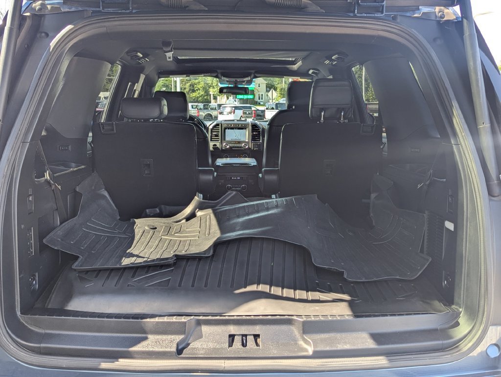 Used 2019 Ford Expedition Limited w/ Equipment Group 301A AWD/4WD image 26