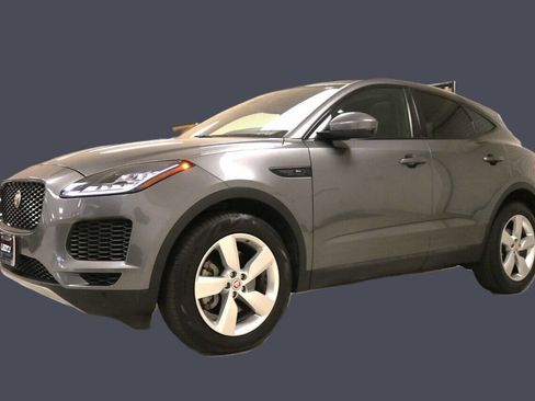 Used 2020 Jaguar E-PACE SE image 90