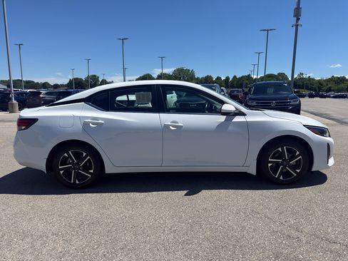 Certified 2024 Nissan Sentra SV w/ All-Weather Package FWD image 4