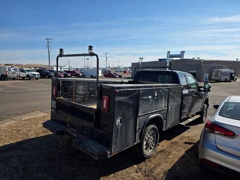 Used 2018 Ford F350 XLT w/ XLT Value Package image 5