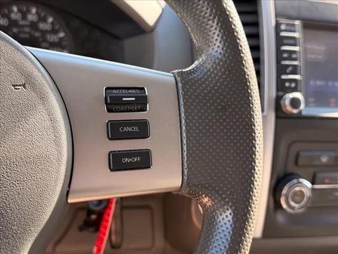 Used 2019 Nissan Frontier SV RWD image 14