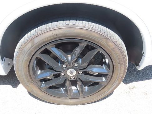 Used 2023 Dodge Durango GT AWD/4WD image 16