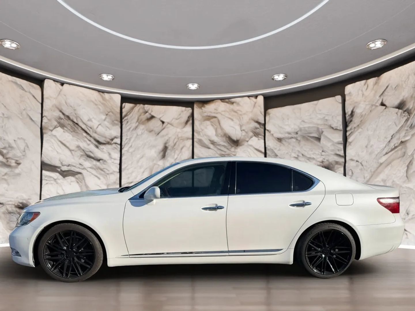 Used 2007 Lexus LS 460 RWD image 5