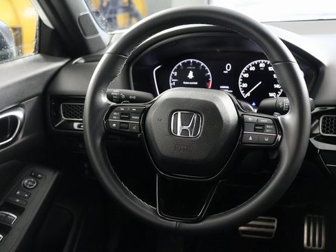 Used 2023 Honda Civic Sport image 10