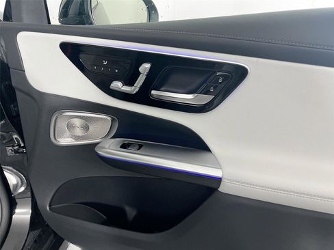 New 2026 Mercedes-Benz GLC 300 4MATIC image 27