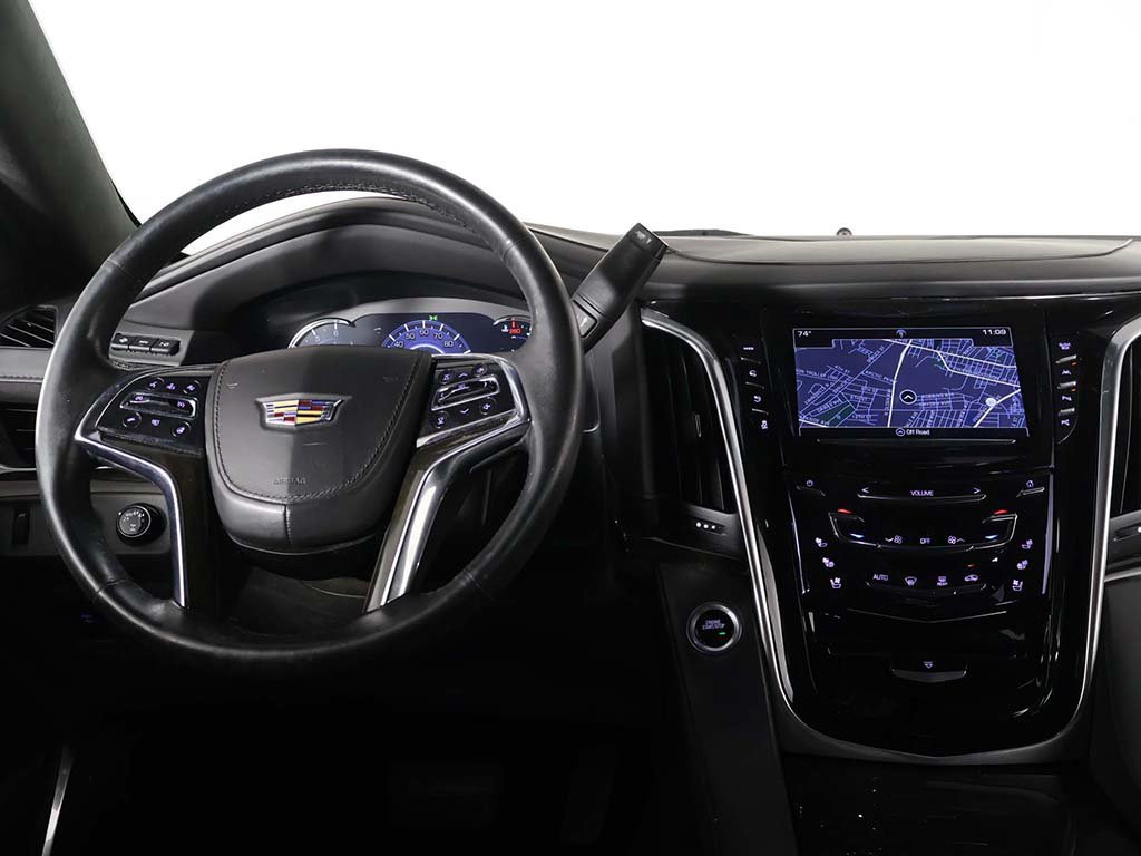 Used 2020 Cadillac Escalade Platinum AWD/4WD image 43