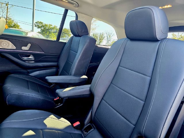 Certified 2026 Mercedes-Benz GLS 450 4MATIC image 27