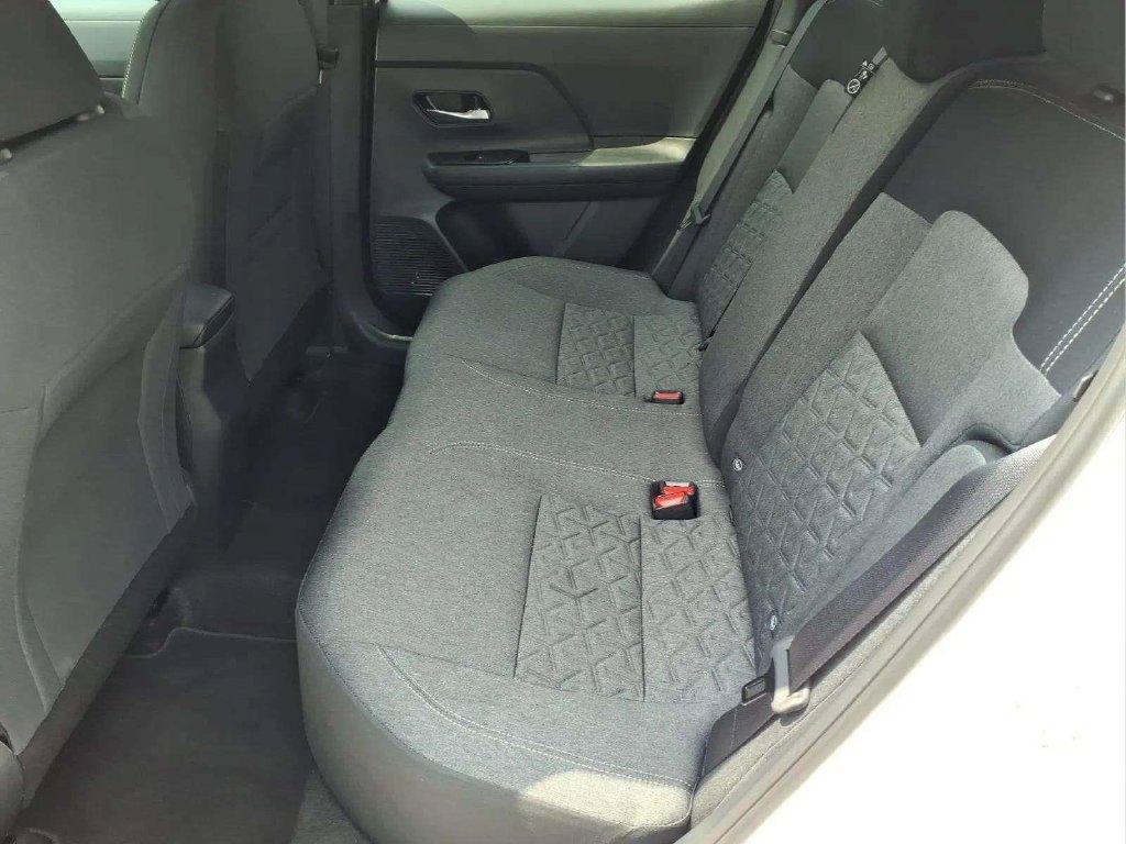 Certified 2026 Nissan Kicks SV FWD image 12