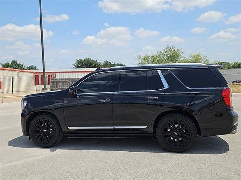 Used 2023 GMC Yukon Denali w/ Denali Reserve Package RWD image 2