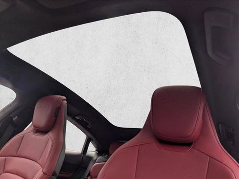 Used 2020 Porsche Taycan Turbo image 15