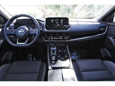 Certified 2023 Nissan Rogue SL w/ SL Premium Package image 9