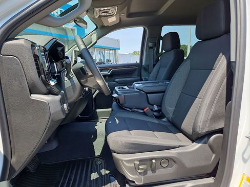 New 2026 Chevrolet Silverado 1500 LT w/ Convenience Package II RWD image 11