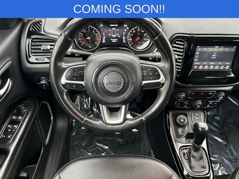 Used 2018 Jeep Compass Latitude w/ Popular Equipment Group AWD/4WD image 15