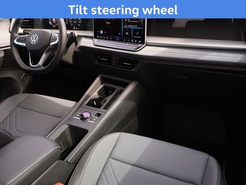 New 2026 Volkswagen Tiguan SE AWD/4WD image 15
