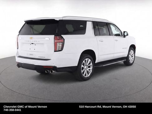 Used 2024 Chevrolet Suburban Premier AWD/4WD image 24