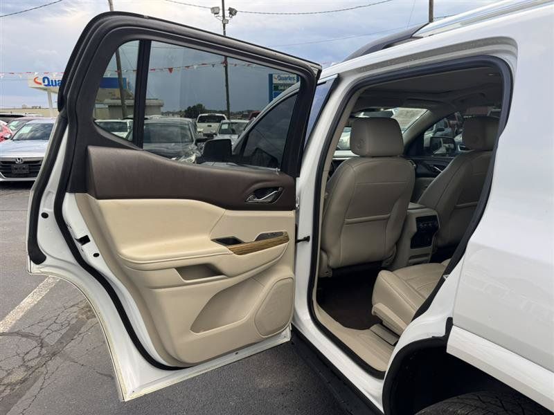 Used 2019 GMC Acadia Denali AWD/4WD image 22