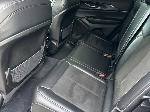 Used 2023 Jeep Grand Cherokee Altitude image 12