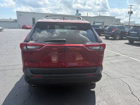Used 2024 Toyota RAV4 XLE AWD/4WD image 7
