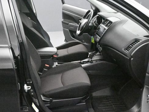 Used 2019 Mitsubishi Outlander Sport AWD image 11