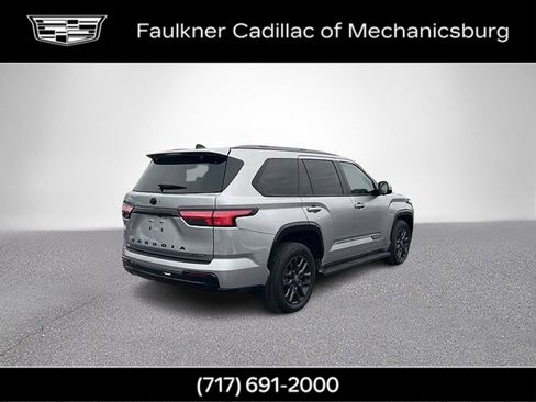 Used 2025 Toyota Sequoia Platinum image 4