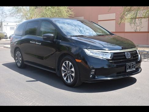 Used 2021 Honda Odyssey EX-L image 2