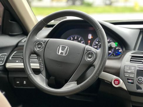 Used 2015 Honda Crosstour EX-L image 15