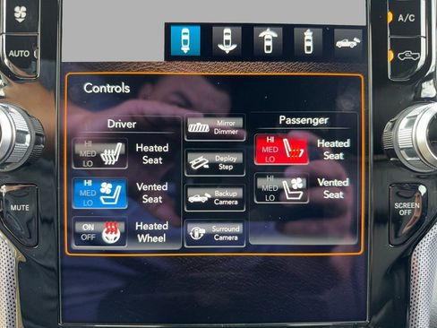 Used 2020 RAM 1500 Limited image 16