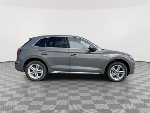 Certified 2023 Audi Q5 e Premium Plus w/ Premium Plus Package AWD/4WD image 6
